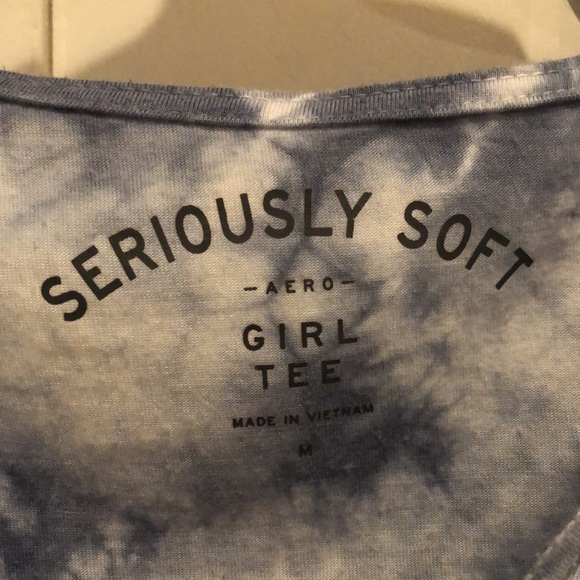 Aeropostale blue tie-dye super soft t-shirt! - Picture 2 of 3